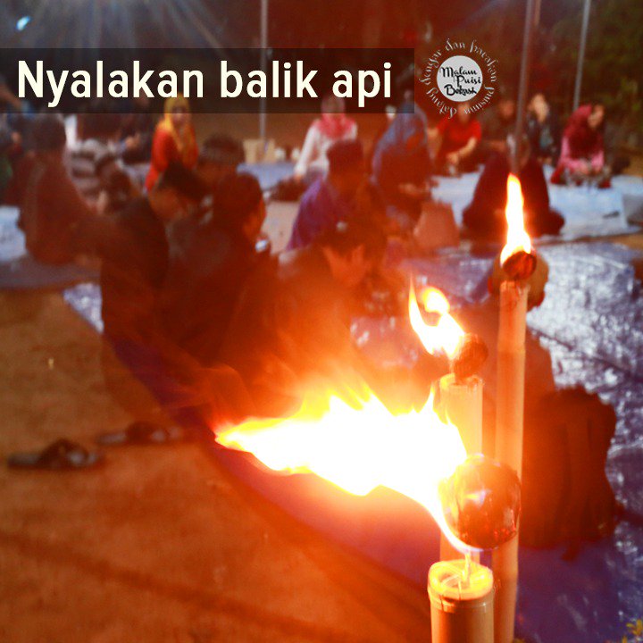 #Puisian di Perayaan Puncak Hari Puisi beberapa waktu lalu. #MalamPuisiBekasi #LatePost