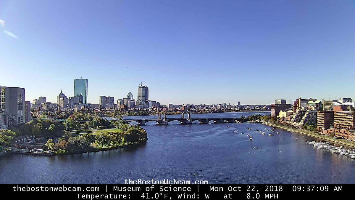 AdamKoslen's tweet photo. Good morning! It's an absolutely gorgeous day in #Boston. I find 41° a touch cool right now, but the sunshine is definitely cheering me up. Temps will top out in the low 50s this afternoon. #mawx #focusonthegood https://t.co/fnqfnHEaO4