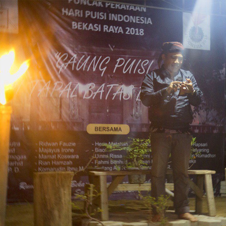 #Puisian #MalamPuisibekasi