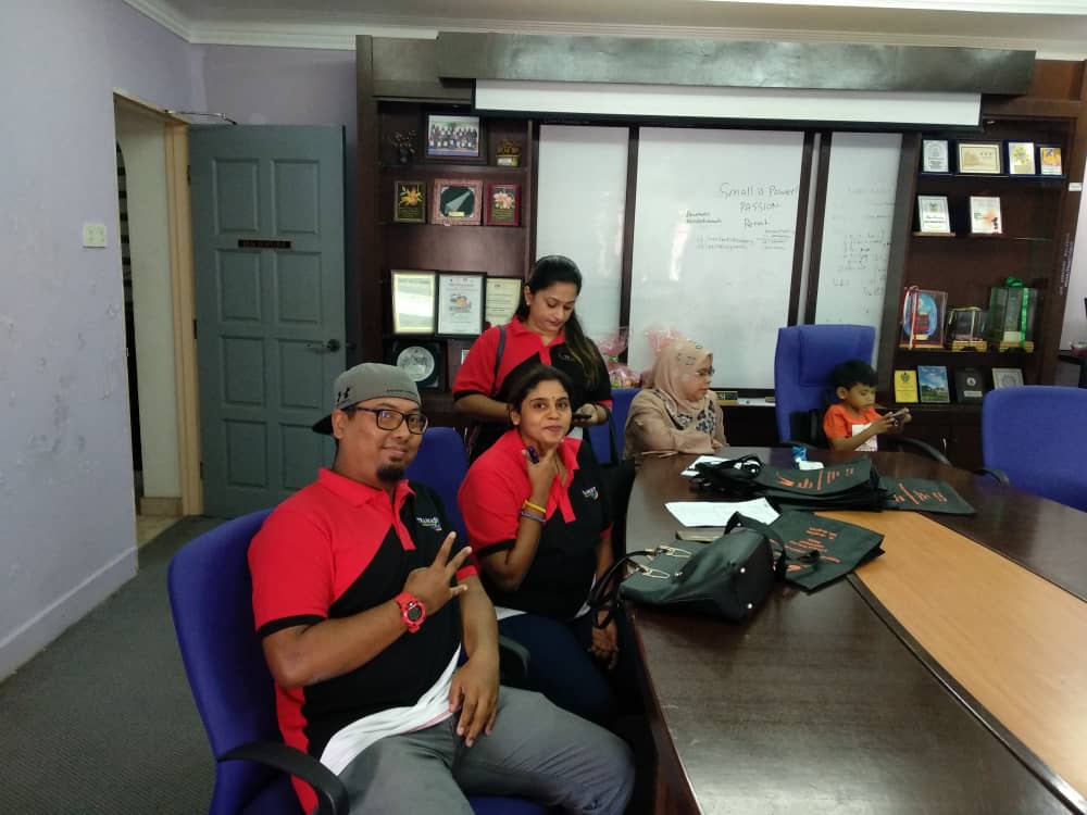 Sujashan1's tweet photo. Program Wanita Anti Jenayah (Waja) berjalan lancar di Pej Pembangunan Wanita Pahang
Tarikh: 20/10/2018 pukul 9.00 pagi
#Tahniah diucapkan kepada semua yang menjayakan. #TRAMASIF https://t.co/iwR7aJUCkd