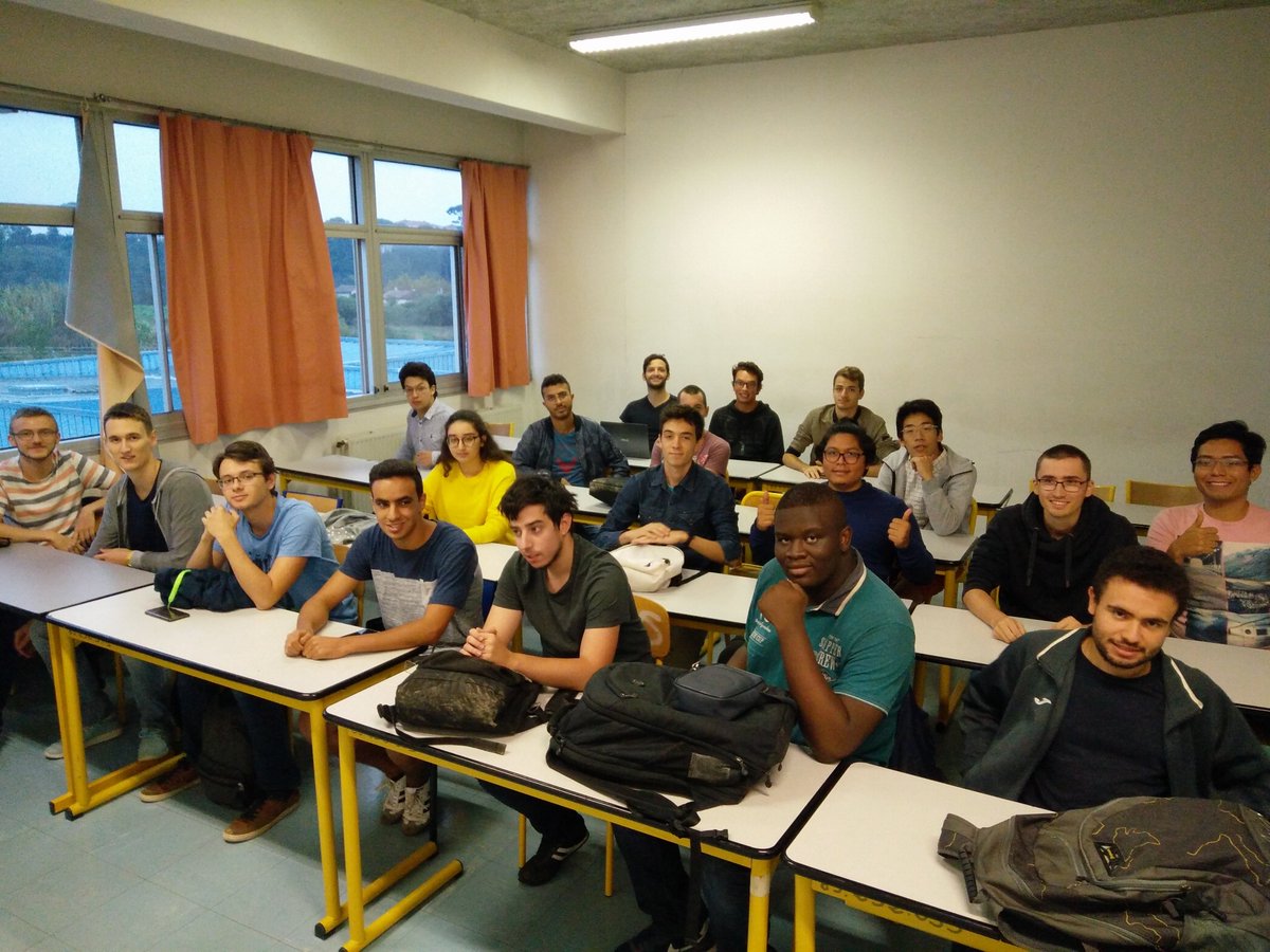 Et ça repart pour une nouvelle année pleine de surprises, d’innovation et surtout de bonne ambiance à E-Gab, on est très heureux d’accueillir une vingtaine de nouveaux premières années de l’<a href="/CentraleMars/">Centrale Marseille</a> tous plus motivés les uns que les autres ! 😍
#robotique