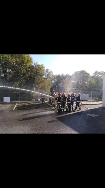 CoedcaeSchool's tweet photo. Year 10 and 11 pupils enjoying day one of the Phoenix Course. Many thanks to @StnFire for an action packed, informative day. Our pupils thoroughly enjoyed!
#phoenixcourse
#workingtogether
#importantlessons https://t.co/gimxk7DGoR