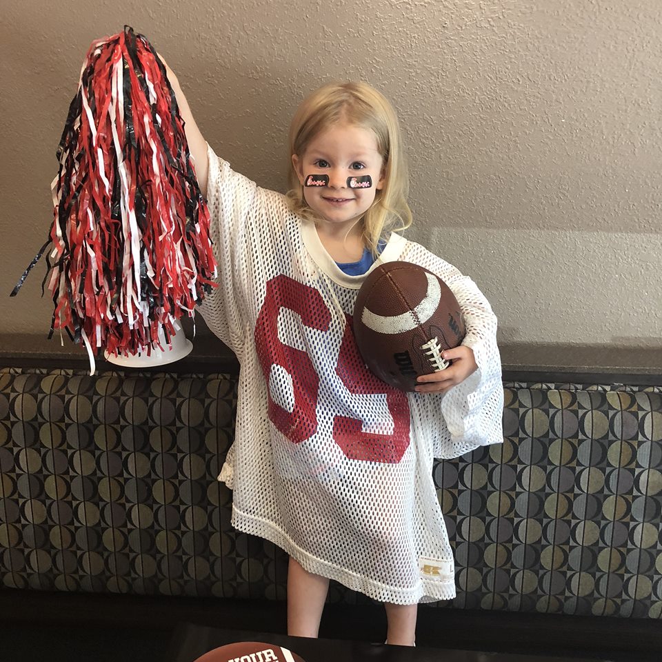 Wear your fav football teams jersey or shirt TONIGHT (Oct. 22nd) between 5:00pm and 7:00pm and receive a FREE Chick-fil-A Chicken Sandwich. This offer is dine-in only and one sandwich per "football" guest. Offer only valid at Chick-fil-A Hanes Mall food court. Share away!