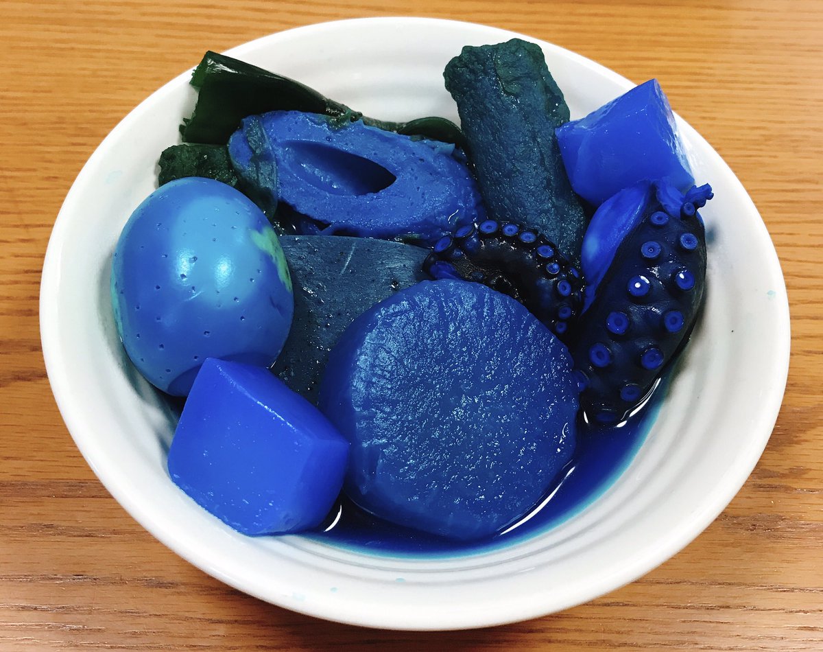 インスタに 青い料理 を作って投稿している人の作った青いおでんが受け入れがたい ベクトルは一緒のはずなのに Togetter インスタに 青い料理 を作って投稿している人の作った青いおでんが受け入れがたい ベクトルは一緒のはずなのに Togetter