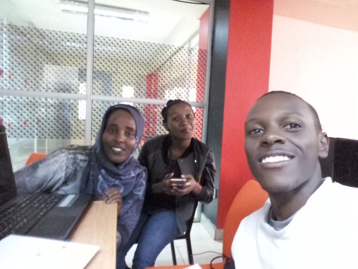 kibe_254's tweet photo. @africacodeweek Glad to be part of the #africacodeweek Training of Trainers in Kenya by @Mentor_Ida @ScienceCentreCT @SAP4good https://t.co/qrYnnK7Nyy