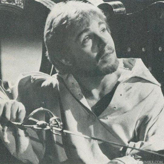 Happy 80th birthday to my still all-time favourite Hamlet, Arthur Clennam and Cyrano... Derek Jacobi! 