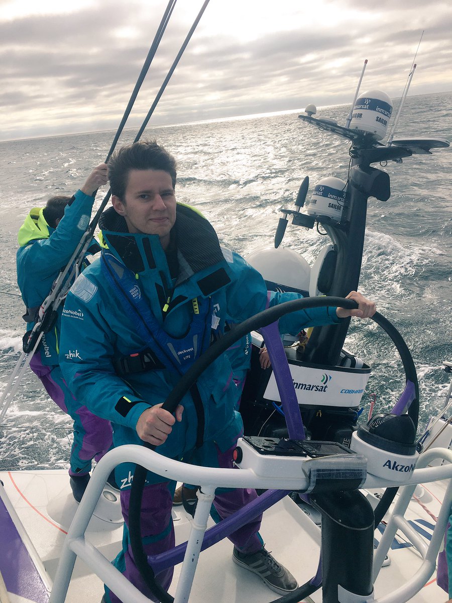 Clement_Clb's tweet photo. Thank you so much @teamAkzoNobel @AkzoNobel for this amazing day in Lorient 😍😍 #VolvoOceanRace #VOR65 https://t.co/XbJ8ovFBde