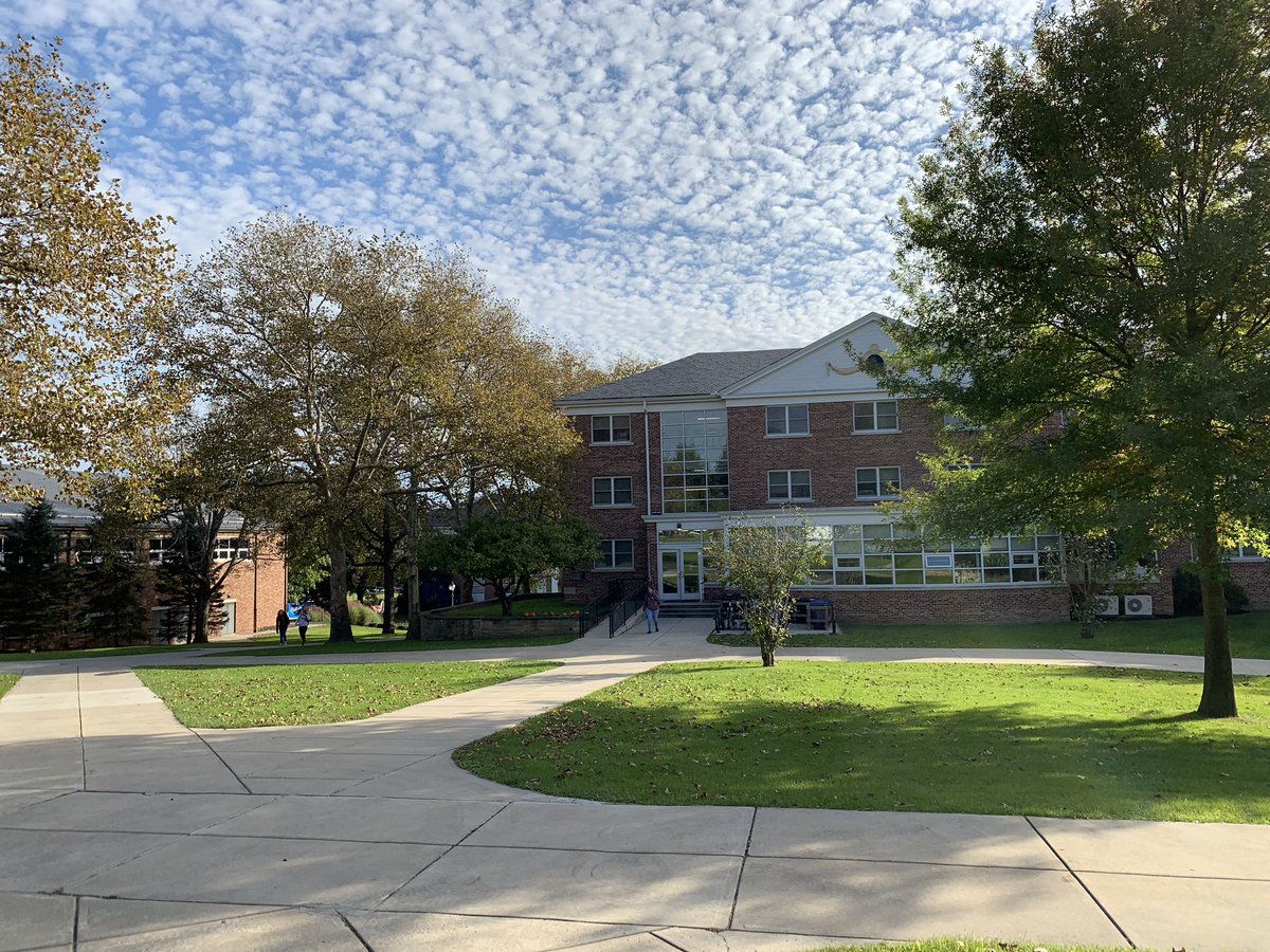 TMAtalksCollege's tweet photo. Wonderful Counselor Tour At @juniatacollege, another wonderful @CTCLColleges. Love the POE process and Storming the Arch!!! Haha.
#CTCLColleges #LiberalArts #CrispAir #EmphasisOnScience #BeautifulCampus https://t.co/sNPA5LYxfR