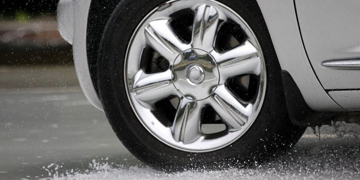 #goodyear #nexen #michelin #nokian #falken #pirelli #vredestein #continental #hankook ve daha nice markanın dört mevsim lastikleri <a href="/autobild/">AUTO BILD</a> tarafından karşılaştırıldı. Testin galibi ve detayları rezulteo'da 🏎️ 

👉 bit.ly/2NWGscY