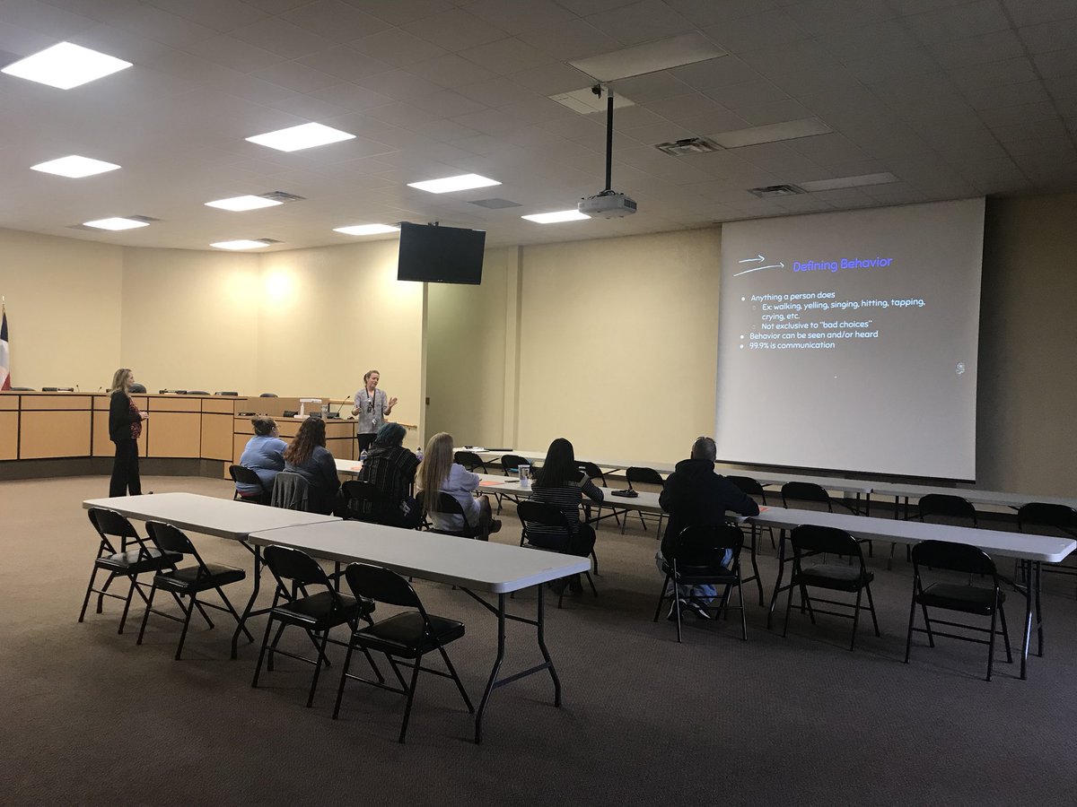 stownsped's tweet image. Parent Workshop on #understandingbehavior @LynsieThompson