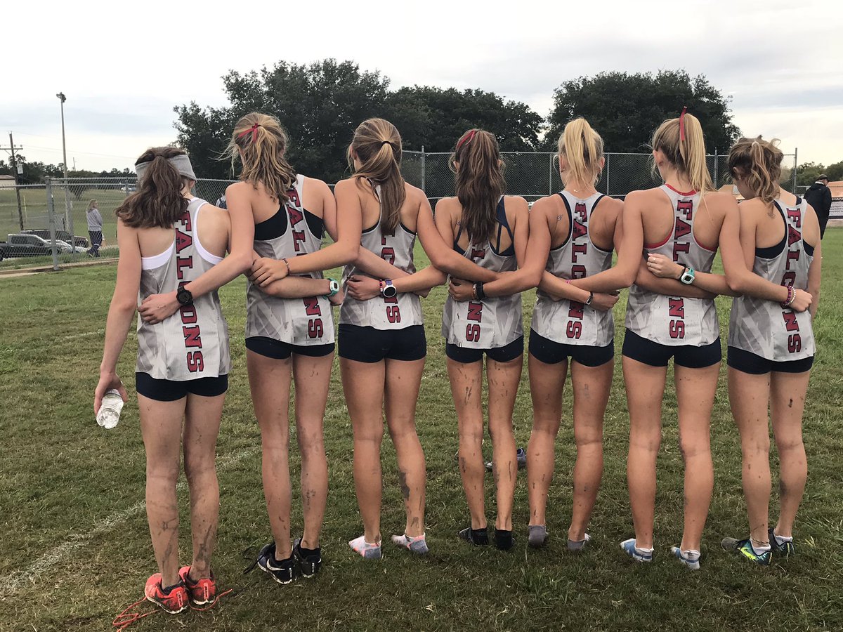 girls cross country trainers