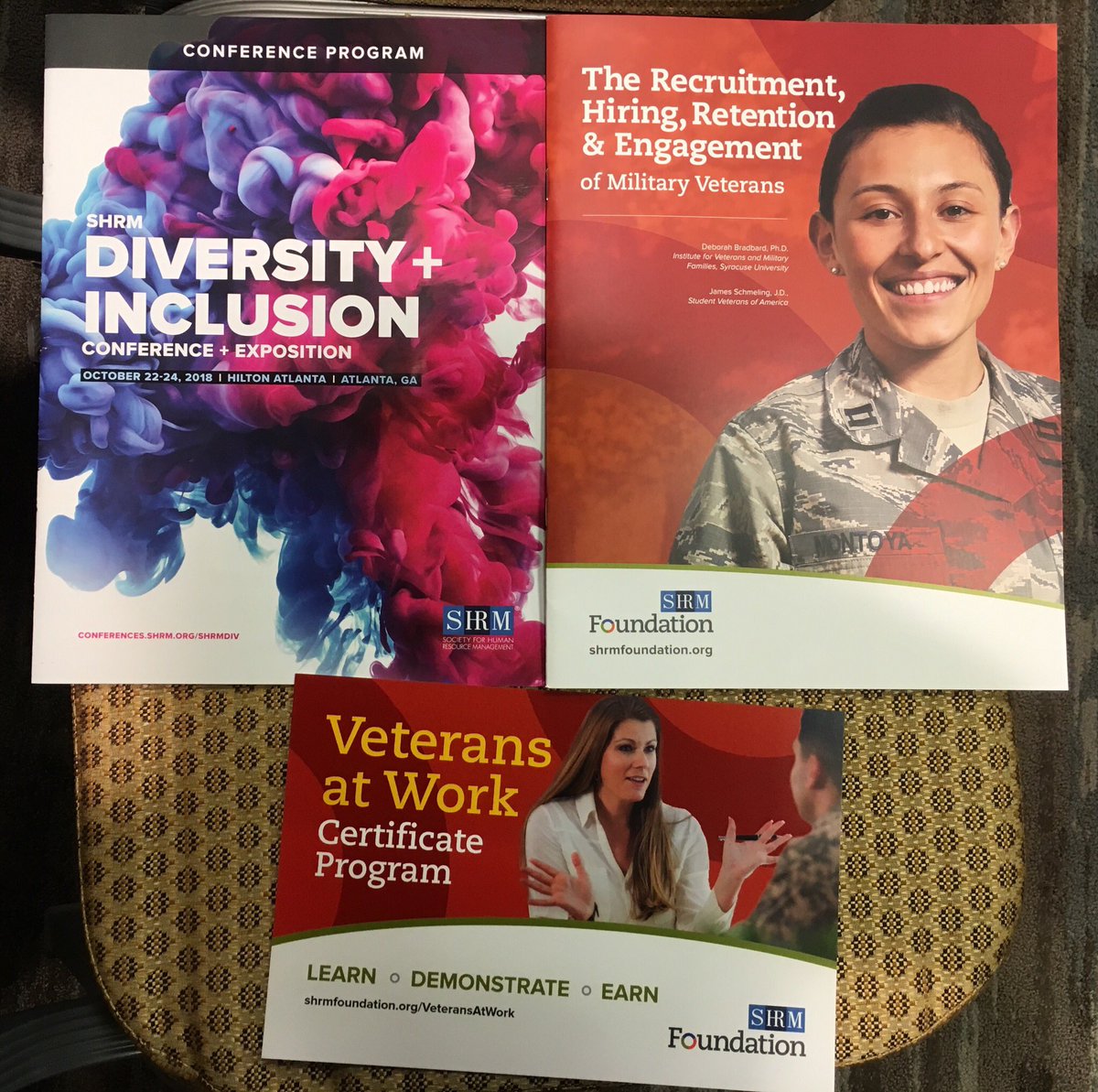ComcastMilitary's tweet image. Honored to be at #SHRMDIV in Atlanta today to launch the new SHRM Veterans at Work Certificate Program. This program was developed to empower HR pros, hiring managers, and supervisors in their goals to hire veterans for their inclusive workplaces. shrmfoundation.org/VeteransAtWork