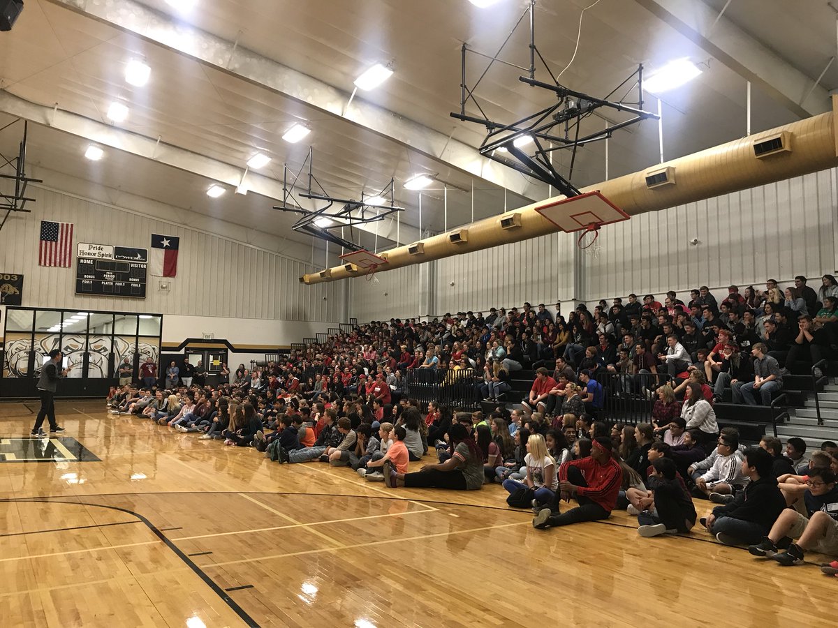 Palmer Middle School (@palmermidschool) on Twitter photo Kicking off #redribbonweek2018 with <a href="/palmer_hs/">Palmer High School</a> &
<a href="/GabeSalazar/">Gabe Salazar</a>
#justsayyes to an education, a future & a life worth living Kicking off #redribbonweek2018 with <a href="/palmer_hs/">Palmer High School</a> &
<a href="/GabeSalazar/">Gabe Salazar</a>
#justsayyes to an education, a future & a life worth living
