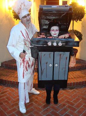 BBQ_Guys's tweet image. This homemade "Blood &amp;amp; Guts BBQ" #halloween #costume by Shelly Yellich #slays!! #KillinAndGrillin #BBQAfterLife #bbq #meat #chef 
pinterest.com/pin/1454522629…
@CostumePop