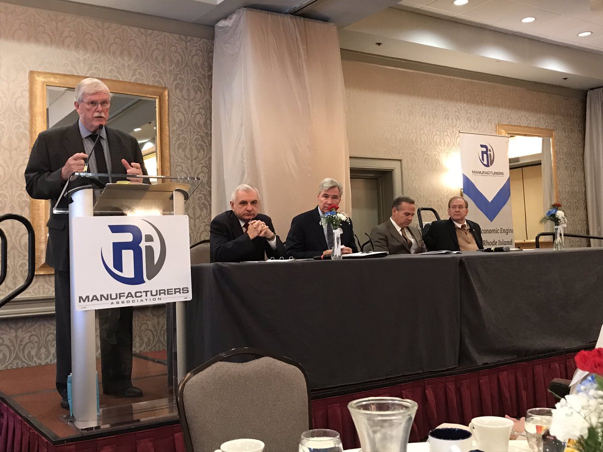 Polaris_mep's tweet photo. Great to have the attention of the #RhodeIsland congressional delegation at today’s @mfgri summit.
#Manufacturing #makeItInRI https://t.co/mbCNJiisLC