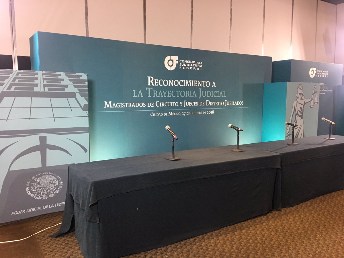 monbyw's tweet photo. Evento para  #consejolajudicatura #reconocimientoalatrayectoriajudicial #monbyw https://t.co/GpwG8y2o0h