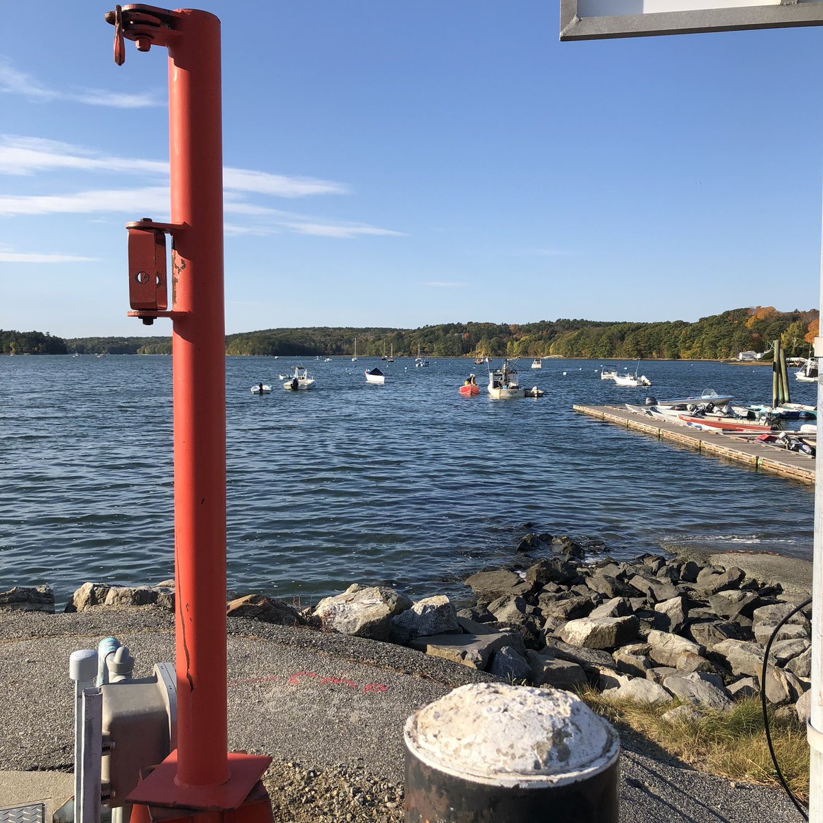 It’s chilly out back today, but it’s warm inside Sea Smoke. Take a break. Come see what’s new! #Damariscotta #Maine #MidcoastMaine #headshop #207stoners #mainestoners