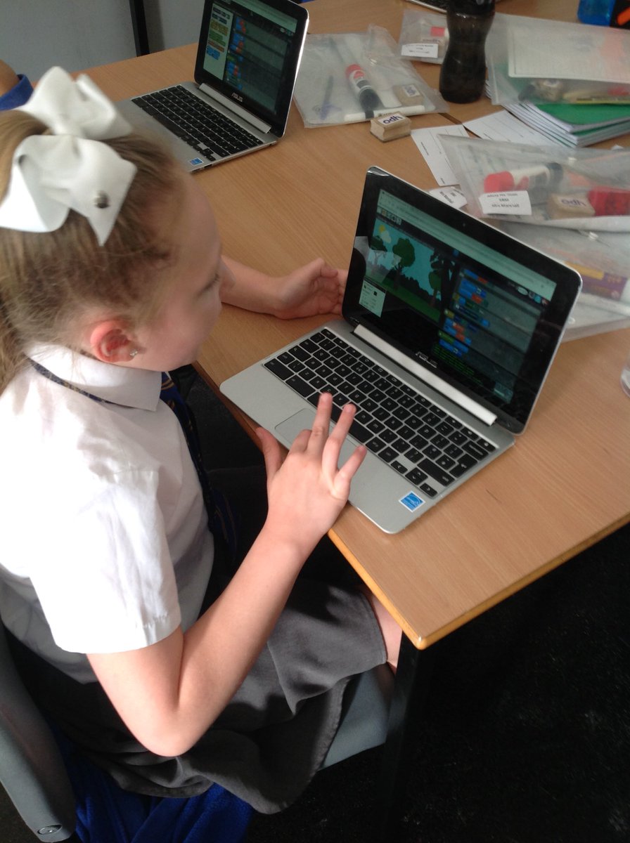 stmatthews_cofe's tweet image. Fantastic coding skills in 5RM today! We created our own competitive games! 
#complexcoding