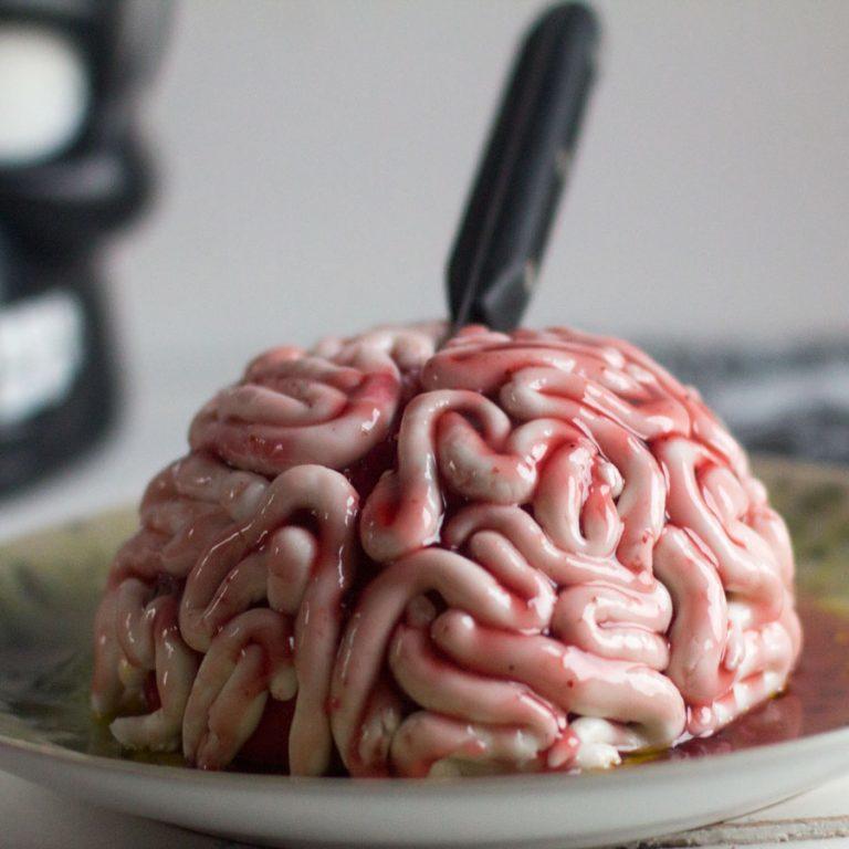 ThermomixESP's tweet photo. TARTA CEREBRO: Una propuesta deliciosa para celebrar Halloween...¿Que os parece?

✔ Receta completa aquí: https://t.co/zvrhEvW3C0 https://t.co/Txwvj8Ef2Z