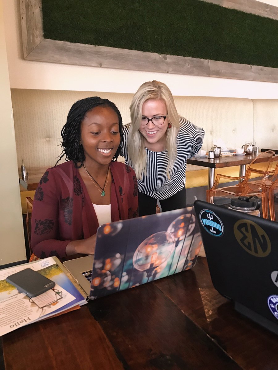 BUBrightBlue's tweet photo. Whether it's lunch at Scotty's or coffee at Hubbard &amp; Cravens, Bright Blue students love the flexibility to travel off-campus to work! #brightblue #makingbrandsbrighter https://t.co/hm6gxeKP90