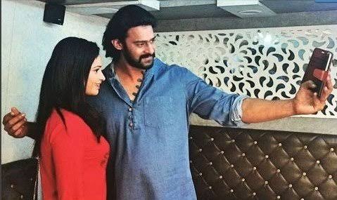 NidhiEdStyles's tweet photo. #HappyBirthdayPrabhas  Real men always respect women❤Need he does it😍 https://t.co/IGbucI3Y2K