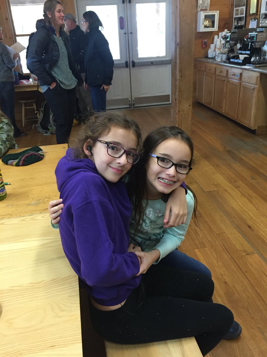 squad6_OOB's tweet photo. We are here and SUPER EXCITED!!! #oobschools #kieve https://t.co/YBlNud0Ngn