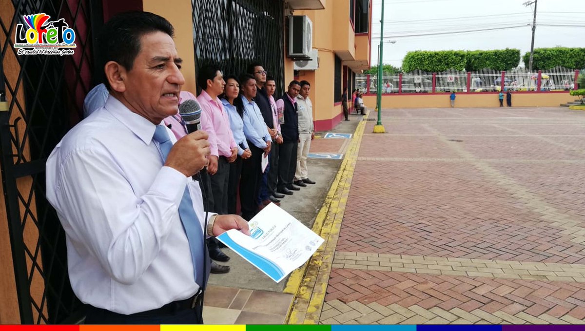 #MinutoCívico
El <a href="/GADMLoreto/">GAD Loreto</a> recibió por parte de representantes de <a href="/Salud_Ec/">Ministerio de Salud Pública 🇪🇨</a> - <a href="/Salud_CZ2/">Coordinación Zonal 2 - Salud 🇪🇨</a> #Orellana, un certificado que declara a este Municipio  “ESTABLECIMIENTO 100% LIBRE DE HUMO DE TABACO” 
facebook.com/gadloreto2019/…