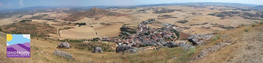 SenderismoGuada's tweet photo. La Muela de Alarilla es lugar de aficionados al parapente o al aeromodelismo y sin duda sus vistas bien merecen la pena. ¡Que las disfrutes!
https://t.co/6sPCRvlJY7 https://t.co/jr23sDFKi7