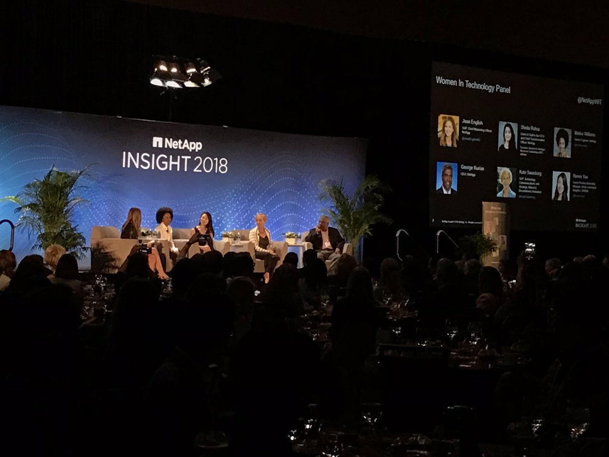 acoolong's tweet image. Impressive turnout for the @NetAppWIT luncheon at @NetAppInsight today. #datadriven #NetAppWIT #womenintech