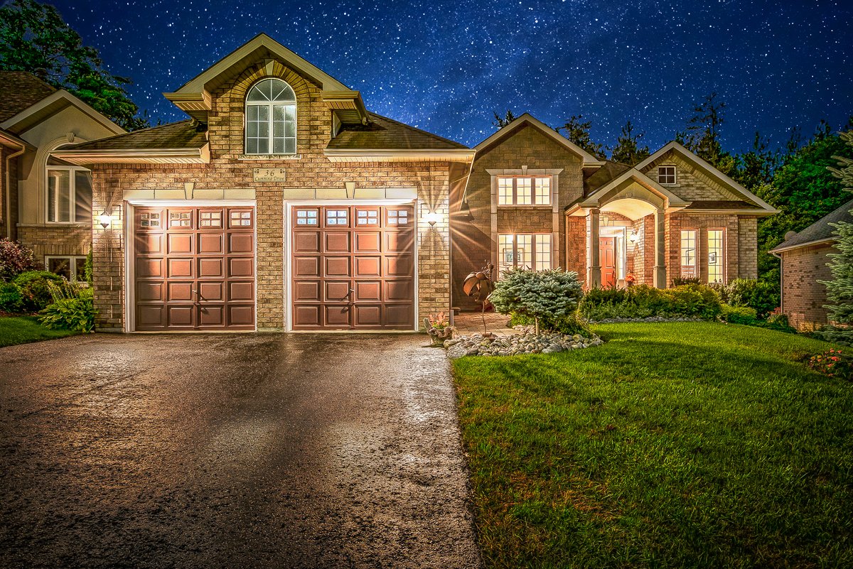 Refined In Town Lifestyle Atop Princeton Woods Executive Neighbourhood, Exquisite Mariposa Bungaloft Showcasing 2100+ Sq. Ft. Of Impeccable Quality And Finishes. Complimented By A Serene, Cottage-Esk Private Yard Backing On .. kate-klark.cb1.so/kz6kw2