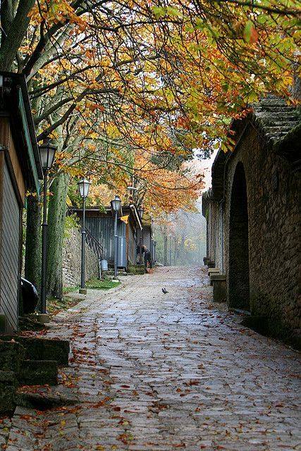 I❤️San Marino
@divergenttravel @SaveATrain @Travelito24 @tracybarnes2604 @iLikePics_Daily @ArtPicsChannel