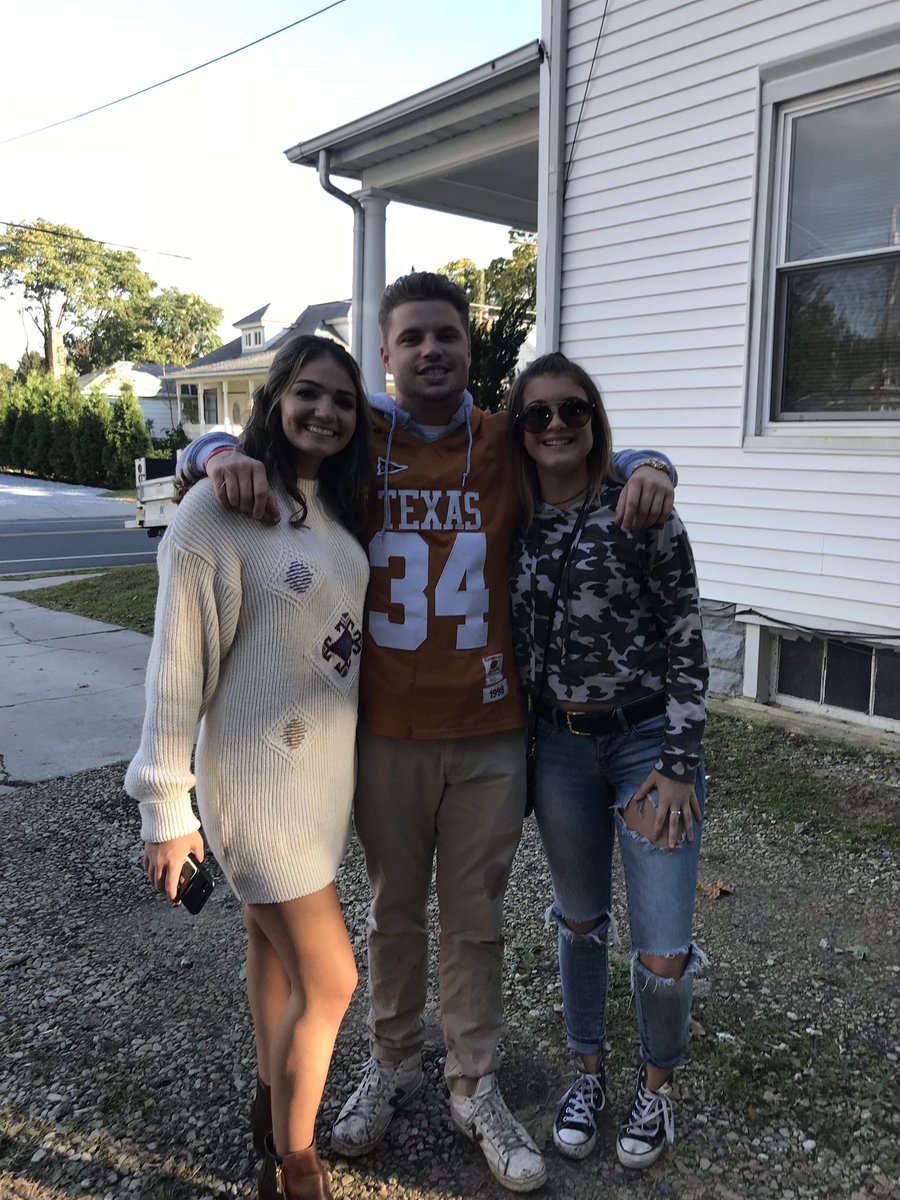 Our #ManCrushMonday this week is Alex Dellorusso from <a href="/RUSHRowanPIKE/">Rowan Pike</a> ! We appreciate all of your hard work when planning homecoming! Our sisters had so much fun! 💛