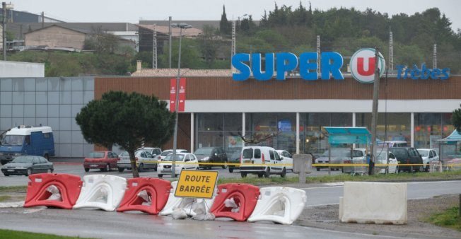 YourBuzz T tweet media