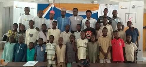 SMARTRECOVERY10's tweet photo. Today, the Enactus team from @ENACTUSFUDMA and the winner of the Leadership challenge launched the second phase of the Hope for Almagiri project. 
Thanks to our partner @ACTFoundation_ and the Entire community. https://t.co/pWMm1fOeVZ