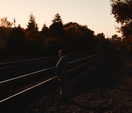 NickPachelli's tweet photo. A brother and sister from California fell into the clutches of a particularly insidious con man and became personal slaves. When one escaped, they quickly learned they weren’t his first—or last—victims. My true-crime piece in @Sanfranmag's Nov issue: https://t.co/bYpPSqOfAx https://t.co/qOApsNDG1E