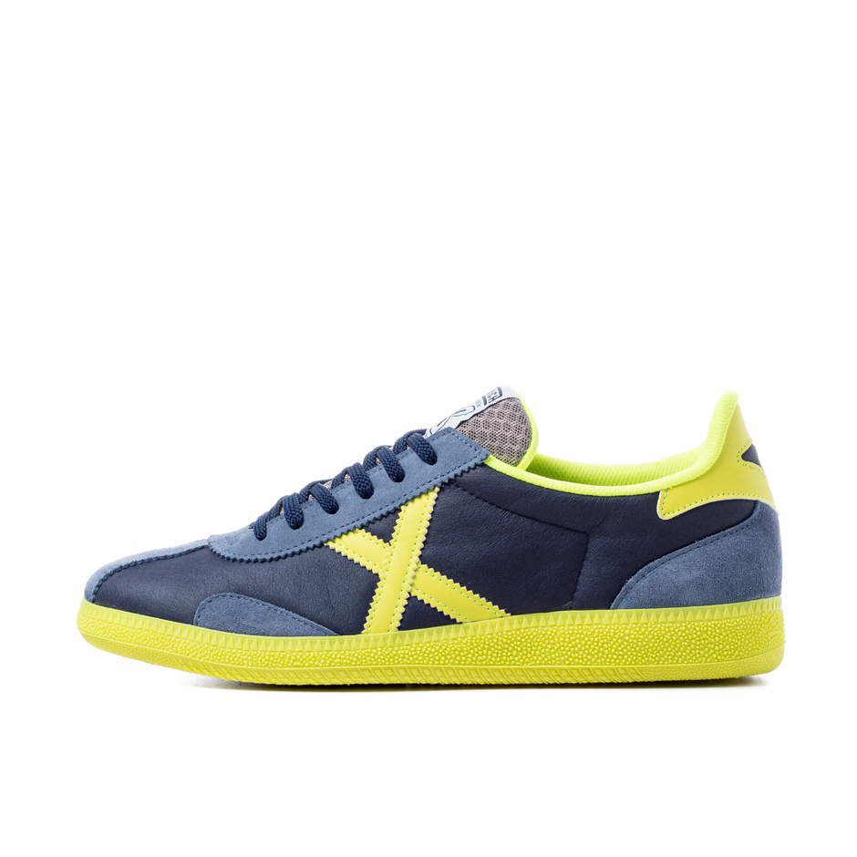 Nueva zapatilla Munich.
Las deportivas Munich se han convertido ya en un símbolo de prestigio y calidad, y no sólo en la pista de juego sino, sobretodo, en la calle. Su apuesta por el diseño han convertido las zapatillas Munich en unas de las más deseadas.