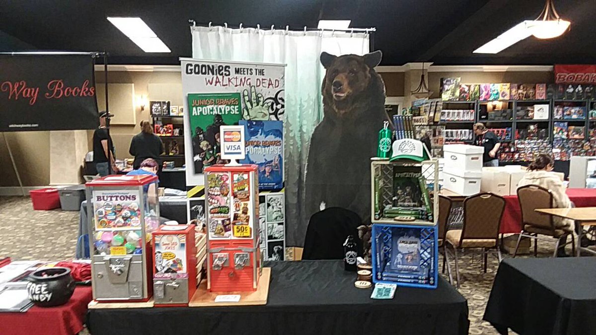 JuniorBraves65's tweet photo. Thanks Bellingham Comic Con for such a great time!! Thanks to all the families & cool people who came out to the show!
#localcomicshow #bellingham #80skids #90skids #00skids #comiclife #realtalk #ONIPRESS #outofthewoods #abraveisbrave #comiclife #juniorbravesoftheapocalypse https://t.co/SZizkk55lT