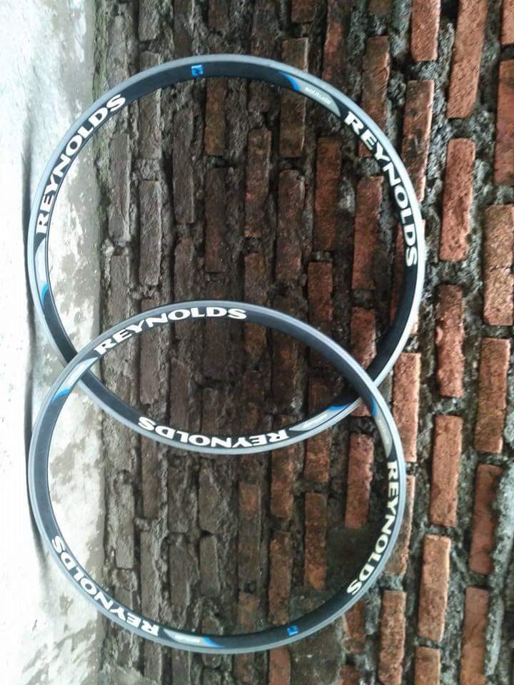 Muhammad Alwi Hanafi (@malwi_31) on Twitter photo WTS RIMS REYNOLDS F 20H R 24H.
NEW GK JDI PAKE PRICE : 1.3 NEGO.  LINE : <a href="/riyu1999/">riya</a> Wa : 089677422182
<a href="/fixieaks/">Fixie Aksesoris</a>
<a href="/FnFjb/">FnF Jual Beli</a> <a href="/AG_BIKES/">AG_BIKES</a> <a href="/LUTFIEJAYACYCLE/">LUTFIE JAYA BIKE</a> <a href="/GIRPATEN/">GIRPATEN Bike Works</a> @rideNJS <a href="/AlcatrazTrack/">Acz Track</a> #fpjb #rbjb #fnfjb WTS RIMS REYNOLDS F 20H R 24H.
NEW GK JDI PAKE PRICE : 1.3 NEGO.  LINE : <a href="/riyu1999/">riya</a> Wa : 089677422182
<a href="/fixieaks/">Fixie Aksesoris</a>
<a href="/FnFjb/">FnF Jual Beli</a> <a href="/AG_BIKES/">AG_BIKES</a> <a href="/LUTFIEJAYACYCLE/">LUTFIE JAYA BIKE</a> <a href="/GIRPATEN/">GIRPATEN Bike Works</a> @rideNJS <a href="/AlcatrazTrack/">Acz Track</a> #fpjb #rbjb #fnfjb