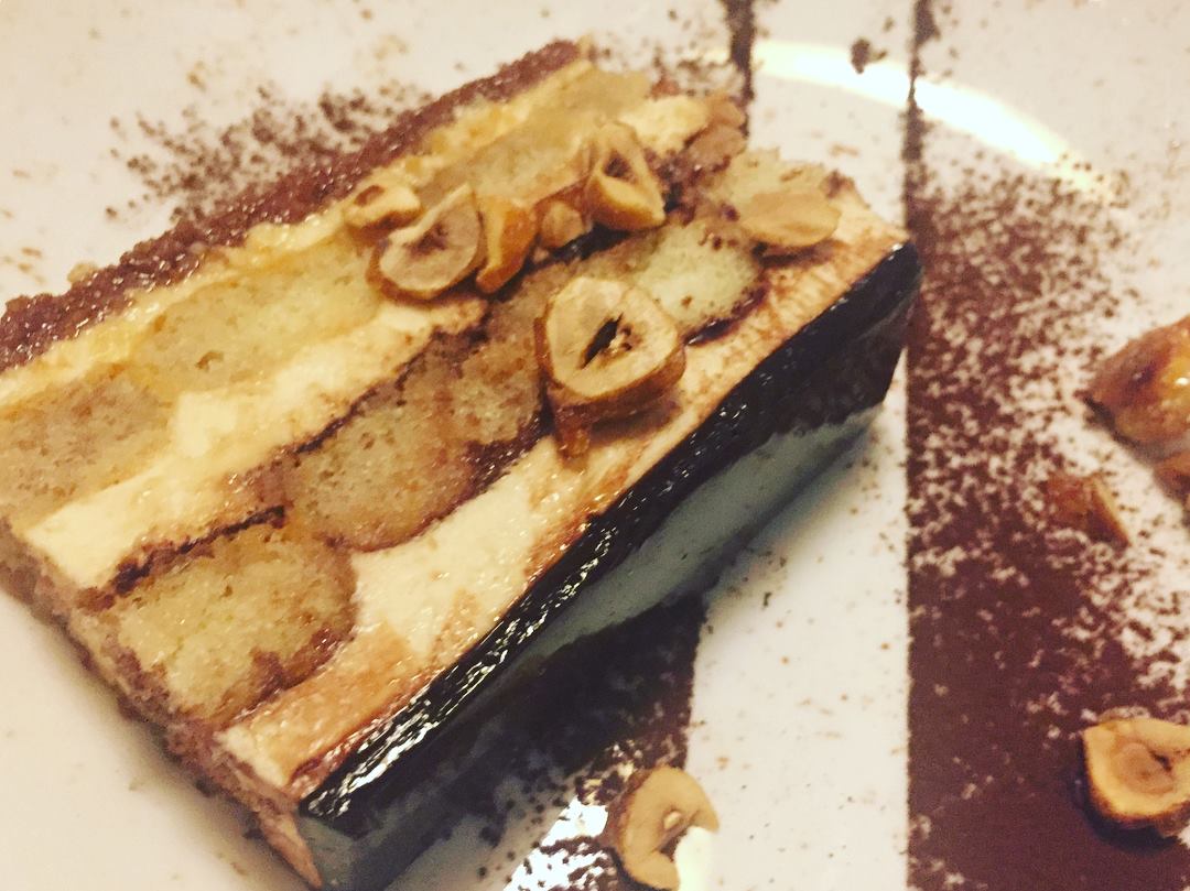 SanLorenzoDC's tweet photo. Our #SanLorenzoSunday #TruffleDinner last night was DELIZIOSO! Diners enjoyed 4 courses that included #scallops #beeftartare #taglierini #risotto #lambchops #seabass and #tiramisu, all featuring shaved white or black #truffles! #italianfood #DC #SanLorenzoDC https://t.co/EarFhWviUN