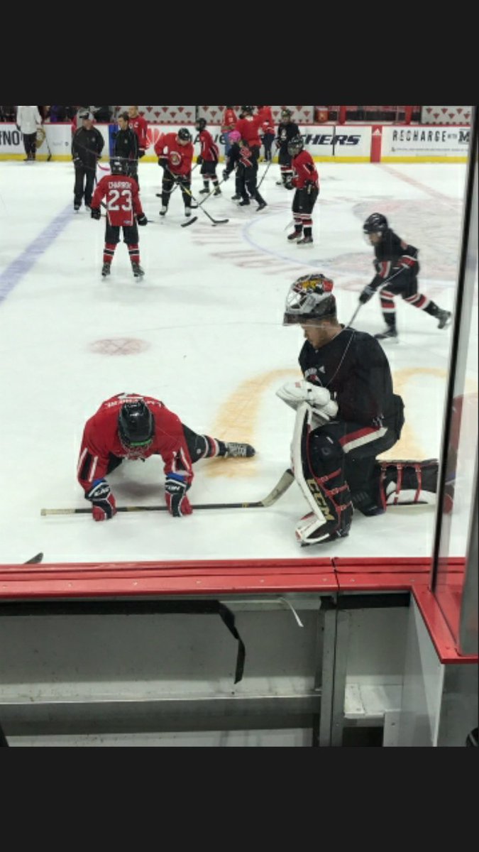 a_laf12's tweet photo. What an amazing day for the @condorsottawa Borowiecki and all the @Senators made my brother Kyle's, and many others, day today! He even showed @Condibear1 his stretches. Thank you 😀 #GoSensGo #biggerthanhockey https://t.co/cbjPpJI1kk