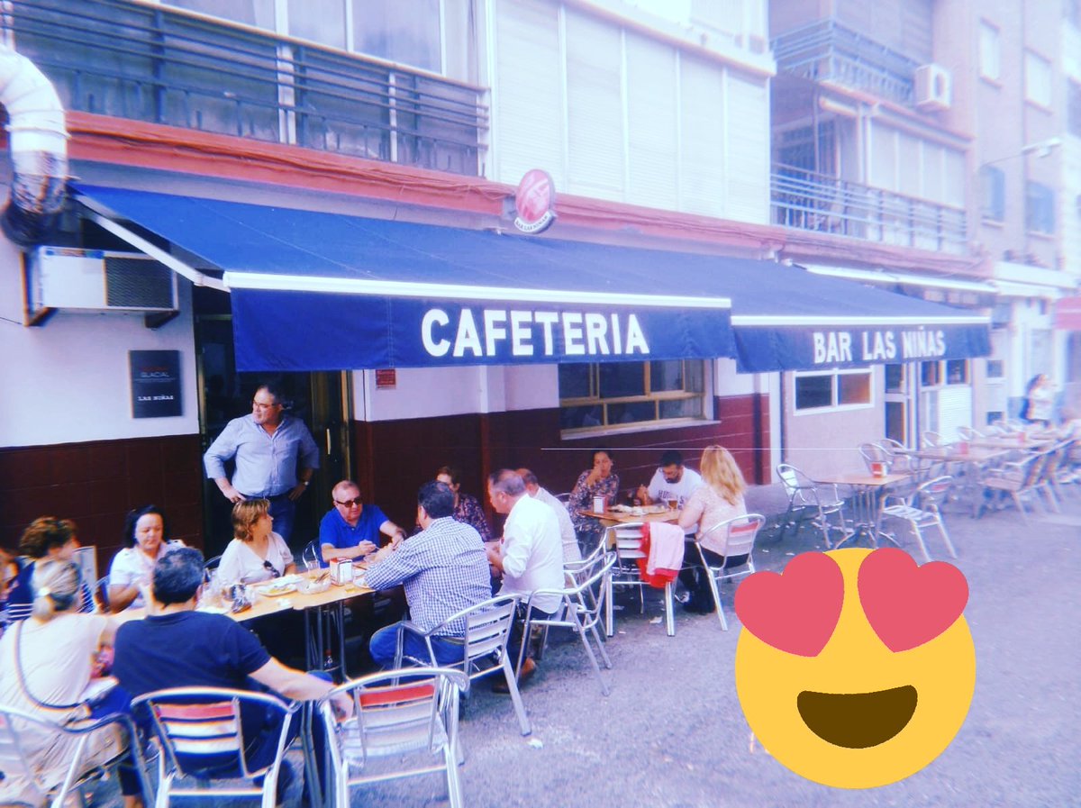 Se ha quedado buena tarde. Así que esta noche cenamos en el Bar las niñas!!