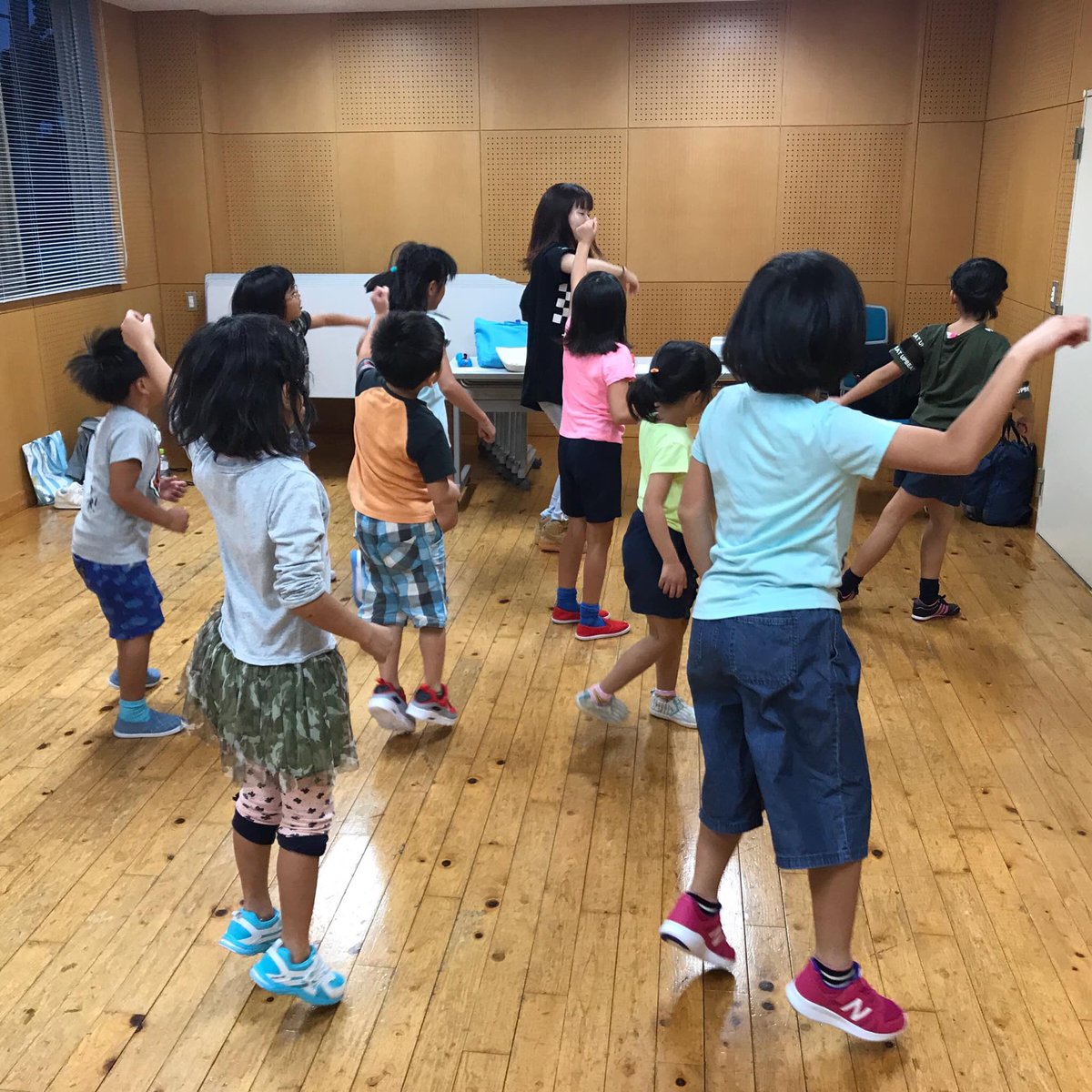 教育型ダンス教室スタジオデイズ 今年8月に開講のスタジオデイズ宇土校 2ヶ月半でこんなにたくさんの子供たちの楽しみの場所になりました ありがとうございます インストラクターのayaも絶好調です スタジオデイズ 宇土市 宇土市キッズダンス 教育型ダンス教室スタジオデイズ 今年8月に開講のスタジオデイズ宇土校 2ヶ月半でこんなにたくさんの子供たちの楽しみの場所になりました ありがとうございます インストラクターのayaも絶好調です スタジオデイズ 宇土市 宇土市キッズダンス