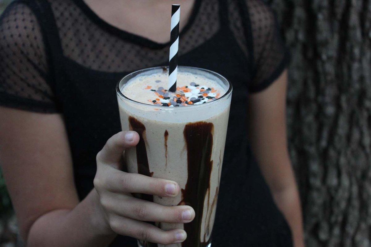 Carrie Hartzell tweet media