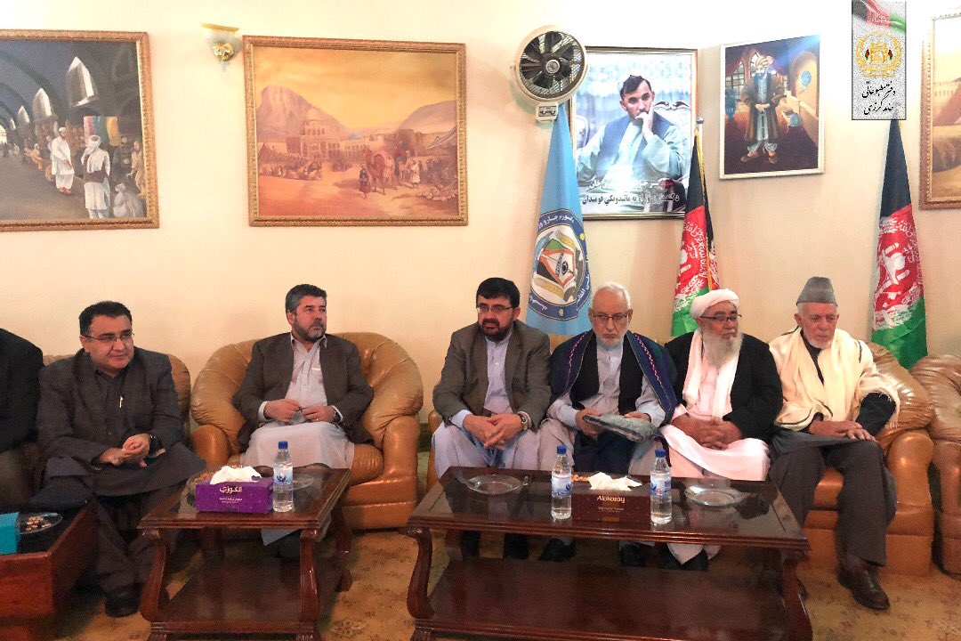 KarzaiH's tweet photo. Hamid Karzai and colleagues visited #Kandahar to extend his deepest condolences on the tragic loss of Shaheed General Raziq. Paying tributes to the shaheed general for his services, former President said, “General Raziq paid an ultimate sacrifice to protect our people &amp; country”. https://t.co/OvHnyzkfp5