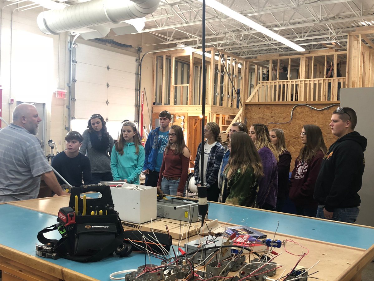<a href="/MV_Knights/">Moshannon Valley SD</a> Sophomores tour <a href="/CCCTC1/">CCCTC</a>. Read below. #learnatrade
ccctc.edu/moshannon-vall…