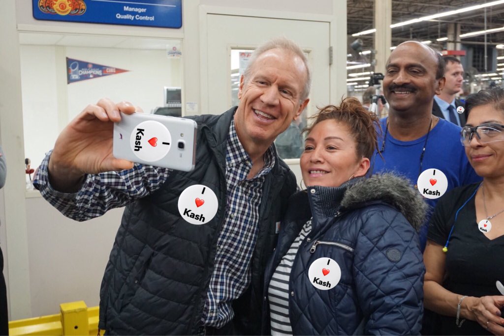 IllinoisExposed's tweet photo. @BruceRauner The “I’m Toast - Vote Kash” tour continues! #BootBruce campaigns for the best candidate for #ILGov #twill
Bruce says “Vote Kash! He has a plan to #RestoreIllinois” https://t.co/HytUZ0eSFP