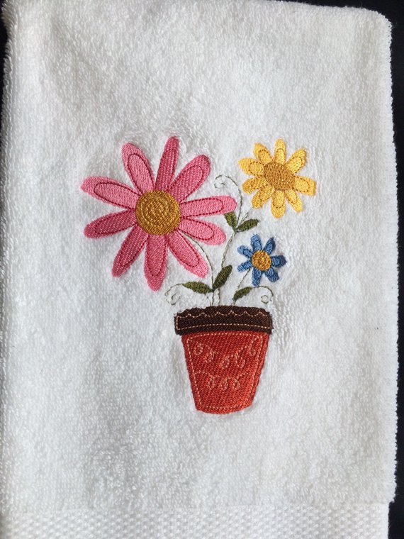 pjsembroidery's tweet photo. https://t.co/CRa9HrX3J8
#pjsembroidery #DaisyBathDecor #DaisyHandTowel #etsy #daisydecor #daisy #daisygiftidea https://t.co/A8sSJSFhOp