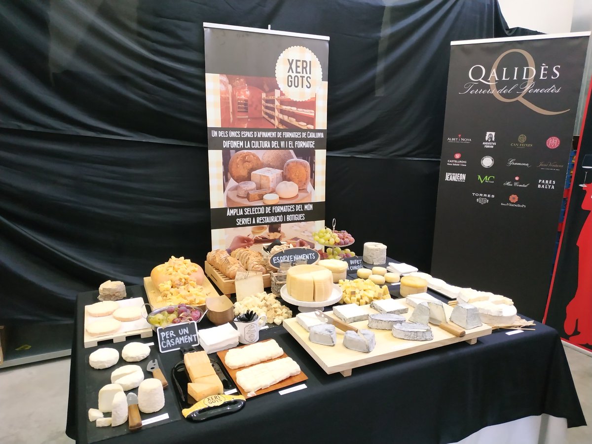 Esta tarde hemos visitado el obrador de <a href="/xerigots/">Xerigots</a>, ¡fantásticos quesos y vinos! ¡Gracias por la genial experiencia!🧀🍷👌