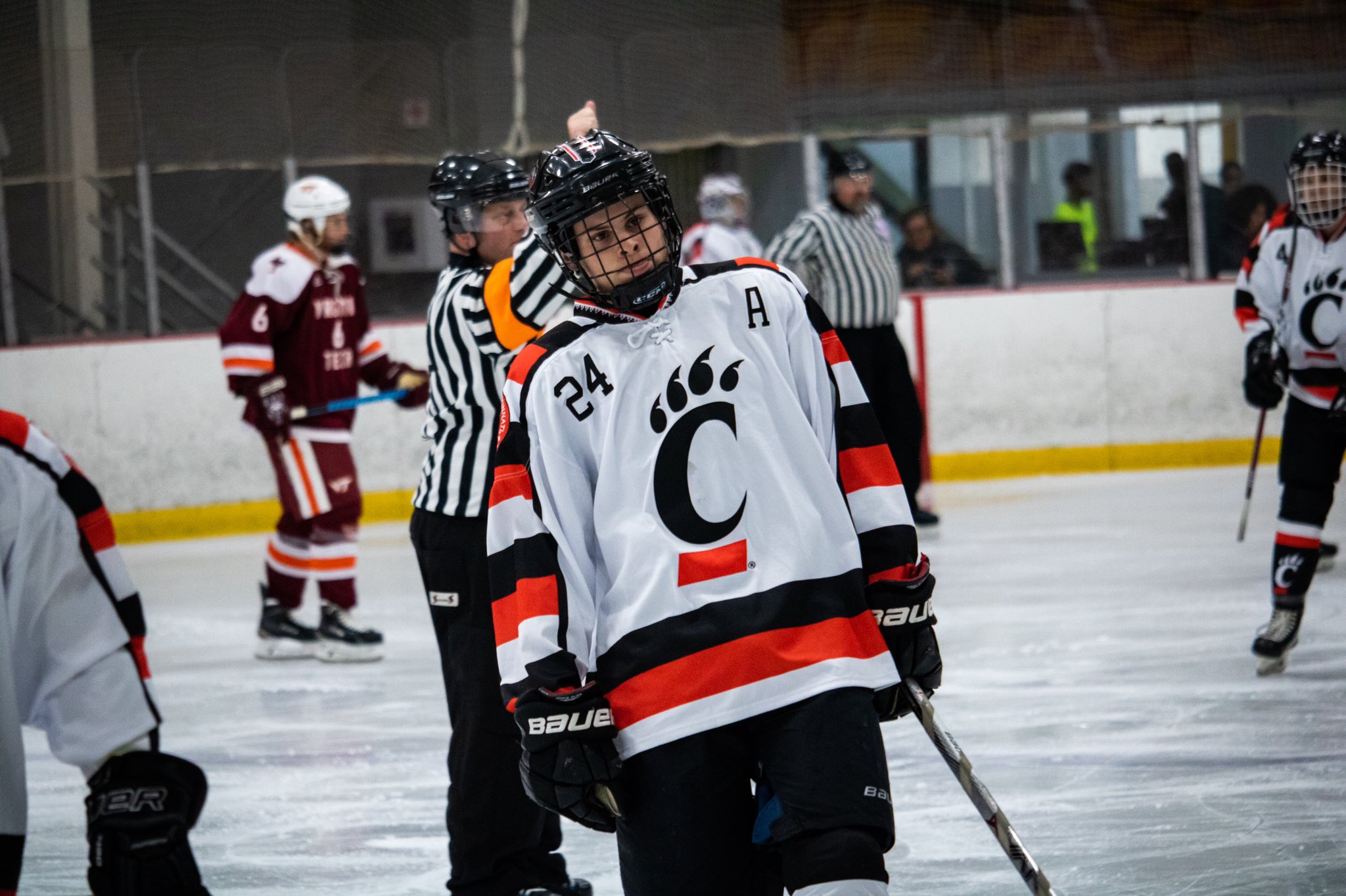 university of cincinnati hockey jersey