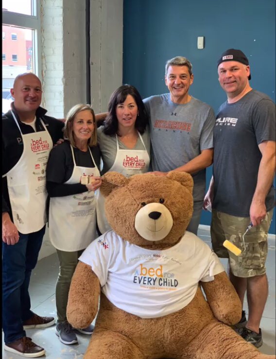 PhilipANardone's tweet photo. So proud of my Executive Team members ⁦@PANcomm⁩ ⁦⁩ that joined me on Saturday to build 12 beds for homeless kids in MA. You make me PROUD. #PANcares https://t.co/ipvbR1lwat